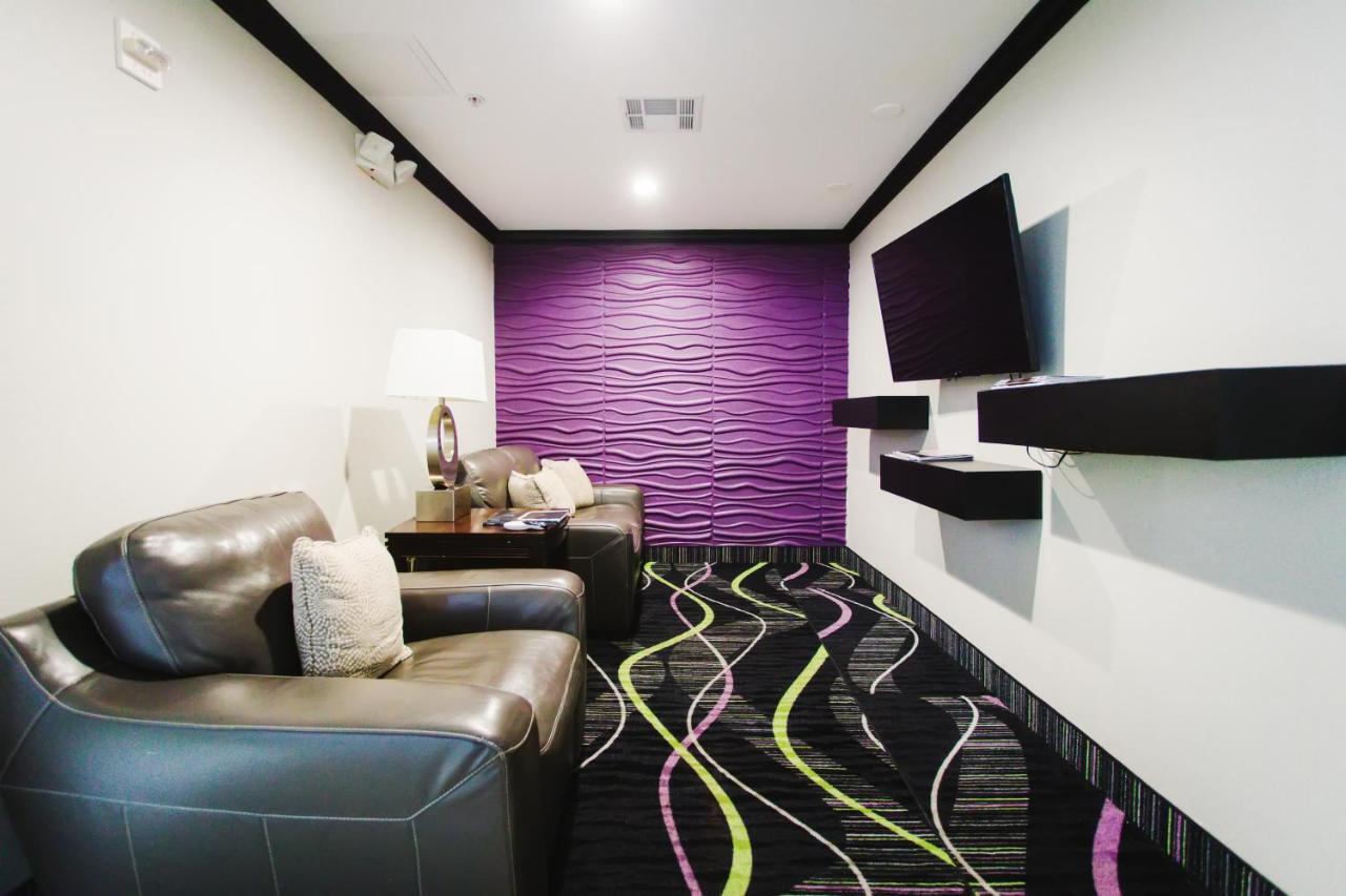 Palacio Royale Inn Signature Katy Extérieur photo