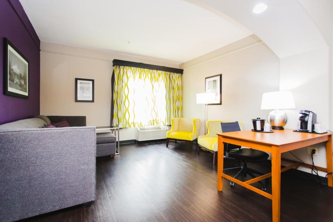 Palacio Royale Inn Signature Katy Extérieur photo