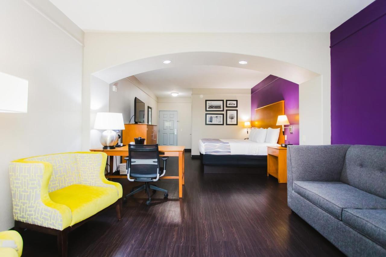 Palacio Royale Inn Signature Katy Extérieur photo